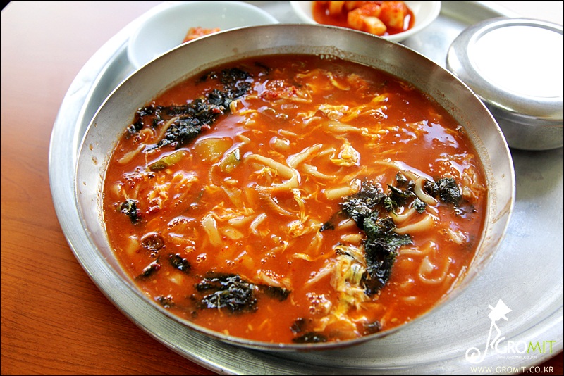 오뚜기칼국수 이미지