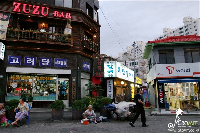 굴다리 이미지