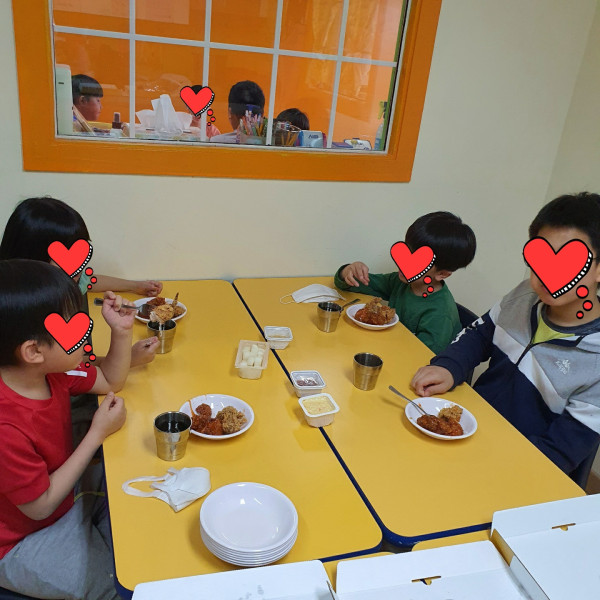 네네치킨 현리점 이미지