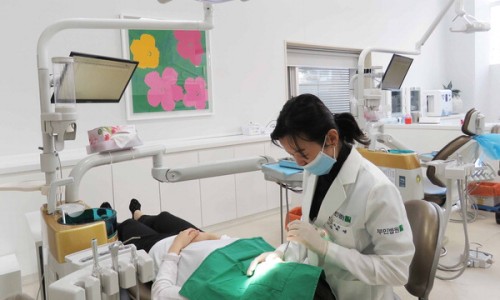 조은플란트치과 이미지