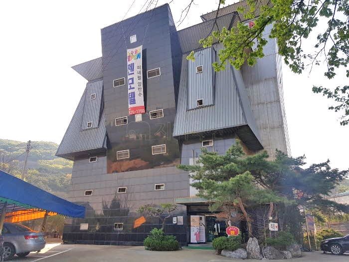 밀모텔 이미지