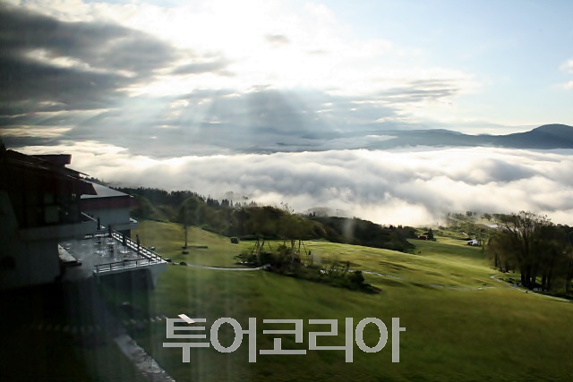 구름위산책 이미지