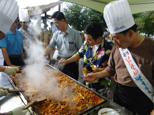 춘천닭갈비막국수 이미지