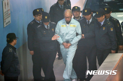 플레이그라운드 픽쳐스 이미지