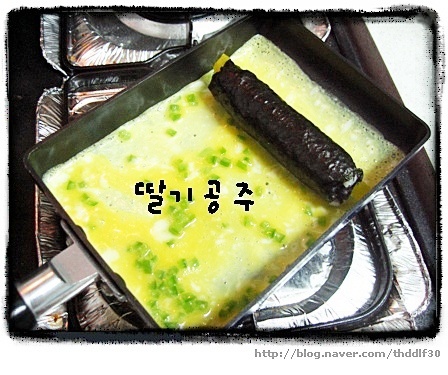 단무지김밥 이미지