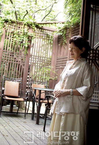 우렁여사 이미지