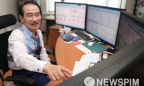 싱글벙글슈퍼 이미지