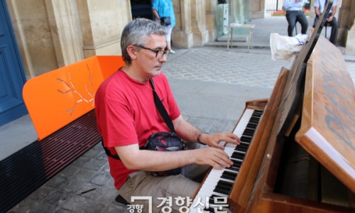 라뮈지크 이미지