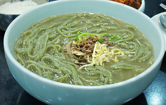 전통칼국수 이미지