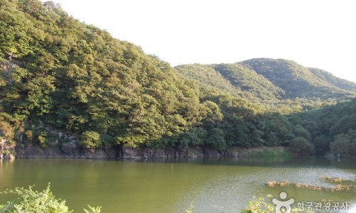 국립신불산폭포자연휴양림 이미지