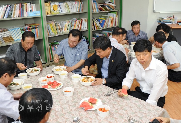엄마손밥상 이미지