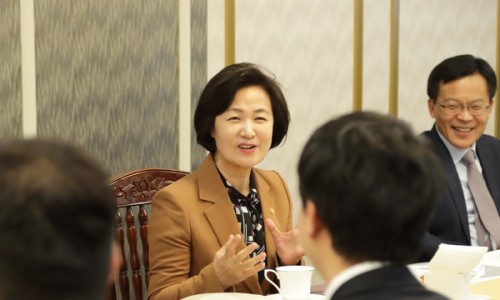 포커스조명 이미지