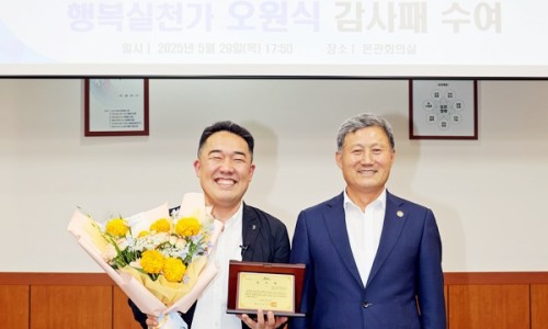 썰즈데이 이미지