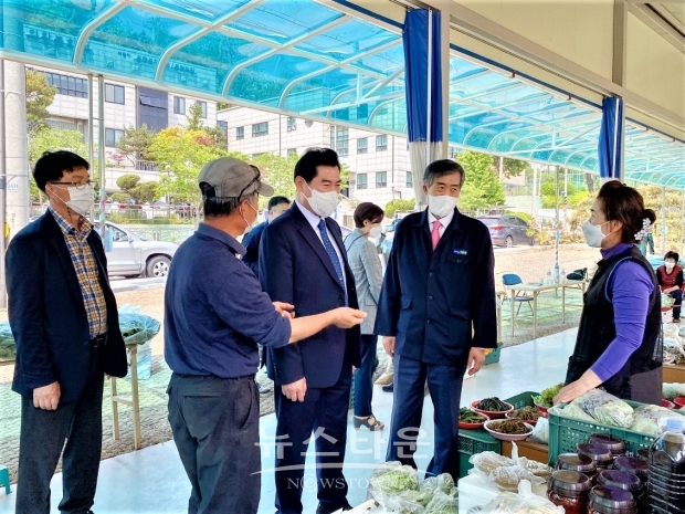 농산물직거래장터 이미지
