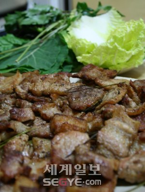 한우랑돼지랑 이미지