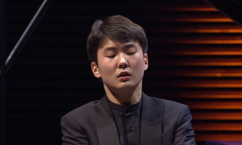 리스트피아노 이미지