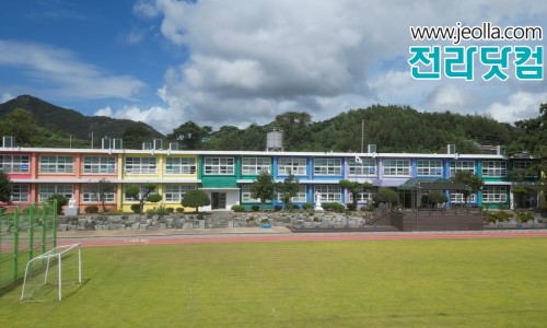 현산초등학교 이미지