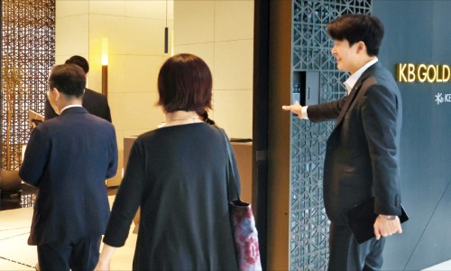 뉴리치 이미지