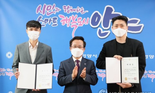 청년기획사 이미지
