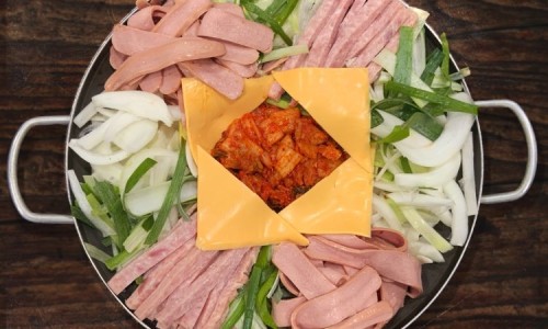 운암명가부대찌개 고덕직영점 이미지