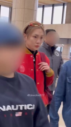 백만살롱 이미지