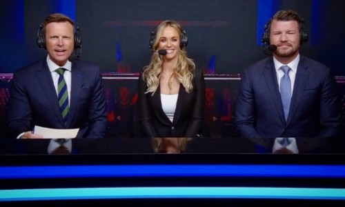 UFC 첫 여성 해설위원 등장? 로라 샌코라면 가능하다! : 네이버 블로그