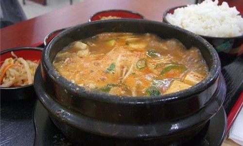 깐부치킨 이미지