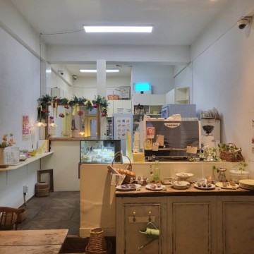 성수 예쁜카페 니드스윗 유럽감성 뿜뿜하는 달달한 성수동 디저트 카페