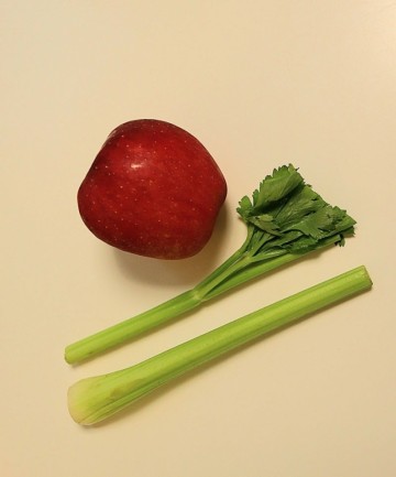샐러리주스 만들기 사과와 두유를 넣어 식사 대용으로 먹는 방법