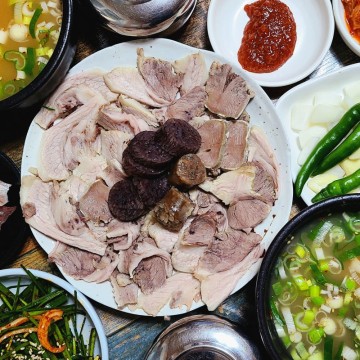 부산 광안리 맛집 자매국밥 여행객들도 많이 찾는 밥집