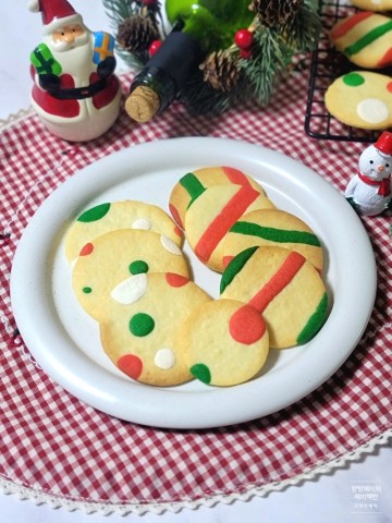 크리스마스 쿠키 만들기 홈베이킹 수제쿠키 연말 홈파티 음식