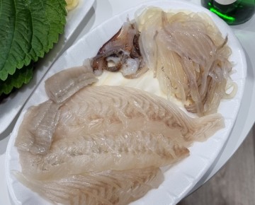 강릉 중앙 시장 먹거리 회센터 회포장 맛집 훔친물고기