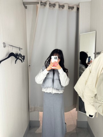 H&M 패딩조끼 후드집업 스커트 마네킹이 입은 옷 키작녀 착샷