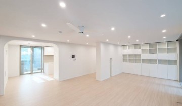 [이터니티디자인스튜디오]거실을  확장해 아이들과 살기좋은 용인 수지쌍용파크뷰아파트 47평형 화이트인테리어디자인