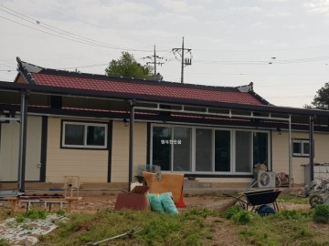 시골집농가단독주택 살면서 건물리모델링  베란다발코니하이샷시.슬레트지붕처마 채양 경량철골(시스템창호.시멘트사이딩)