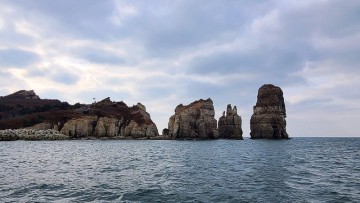 서해 가볼만한곳 인천 섬여행 백령도 여행 두무진.사곶해변.국가지질공원암석 등 18곳-매직투어