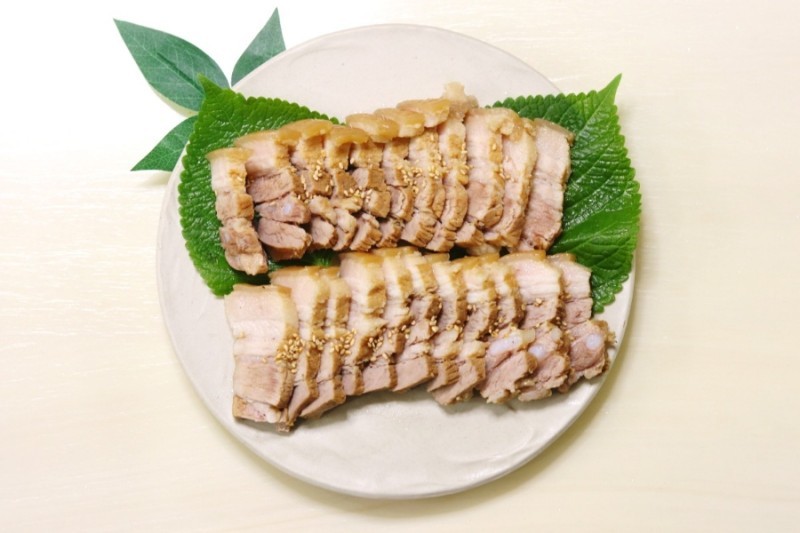 돼지고기 보쌈 맛있게 삶는법 삶는시간 부위 삼겹살 요리