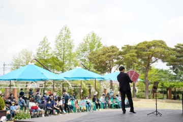 전남 곡성 가볼만한곳 섬진강 기차마을 장미공원에서 공연에 선물까지 풍성