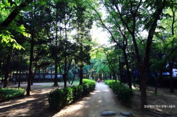 도산 안창호 선생의 정신과 삶이 담긴 도산공원 스케치 - 호국의 달에 찾기 좋은 곳, 서울 역사 문화 명소