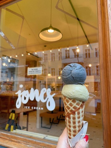 Jones icecream :: 요네스 아이스크림ㅣ베를린에서 만난 인생 흑임자 아이스크림