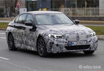2022 BMW 전기차 i3 eDrive 35L 세단 개발 진행 정보 및 스파이샷 feat. 3시리즈 LCI (페이스리프트)