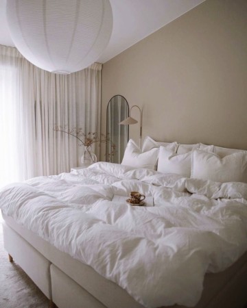 안방인테리어 침대머리방향 침대위치 변화 편안한 침실꾸미기