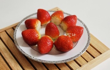 제철 딸기 세척 딸기씻는법 맛있는 딸기 고르는법