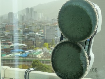유리창 청소 창문 로봇청소기 샤오미 미홀 꼭 사세요.