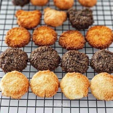 홈베이킹 : 초초초간단 베이킹! 코코넛 쿠키 만들기 +초코, 황치즈 맛 흰자 처리하기 좋아요~
