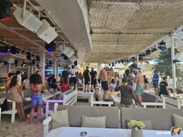 그리스 여행 미코노스 세계 3대 비치 파티, 파라다이스 해변