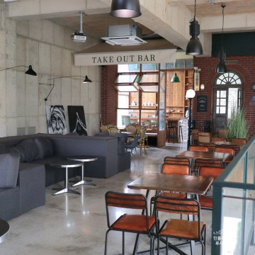 전주 한옥마을 카페 자유로운 공간 올드브릭 디저트 카페