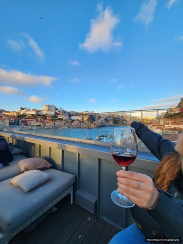 [유럽 포르투갈 포르투 여행]포르투 크루즈 와인하우스, 와이너리, 루프탑 테라스 라운지 360 탐방 - Espaço Porto Cruz  포트와인 체험 루프트탑 와인바