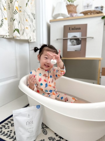 신생아 목욕용품 환절기 아기 입욕제 목욕타올 준비하기