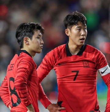 한국과 일본 축구선수 연봉과 몸값 순위 비교